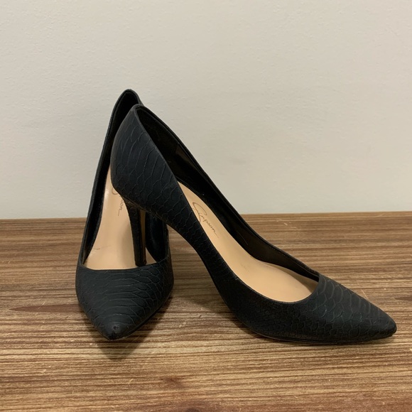 Heels - Picture 2 of 5